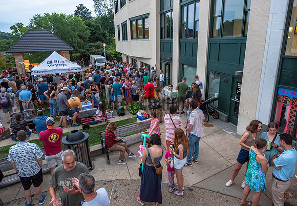 Final Friday WYEP 250725 004_Schisler