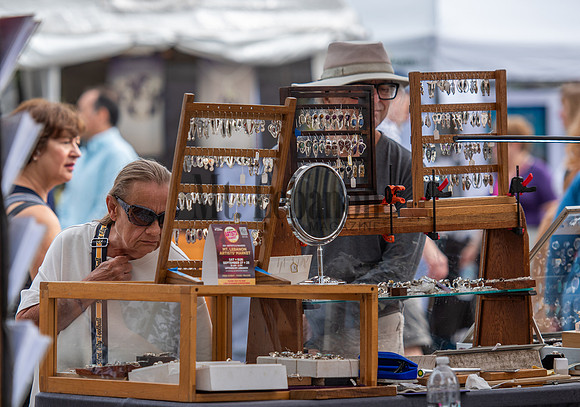 Artist Market 2025 0014_Schisler