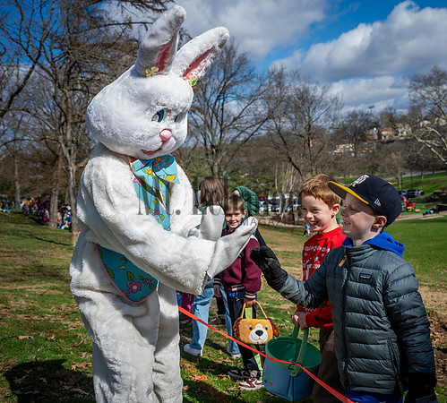 Easter Egg Hunt 260328 001_Schisler