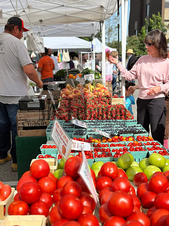 Uptown Farmers Market 2023