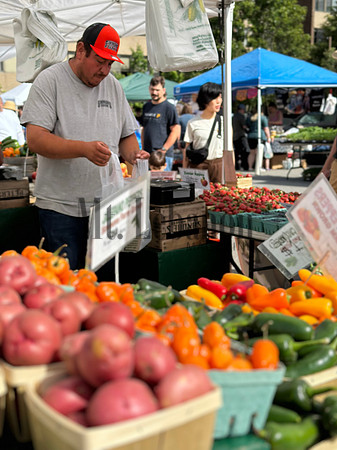 Uptown Farmers Market 2023