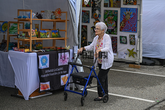 Artists Market 2024 0353_Kline