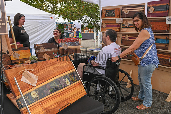 Artists Market 2024 0407_Kline