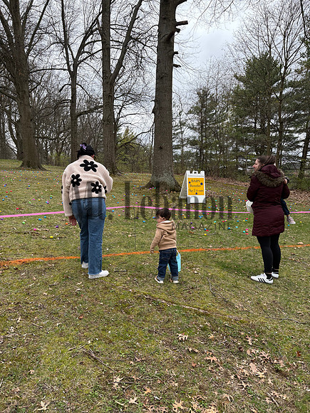 Egg Hunt 250412 4565_Windsor