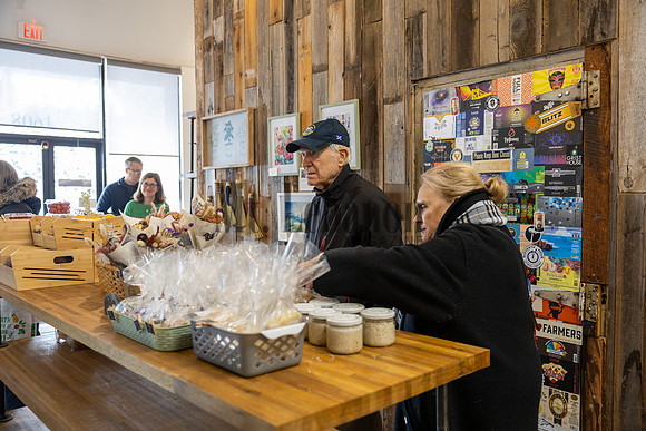 Morts Market 250111 014_Simpson